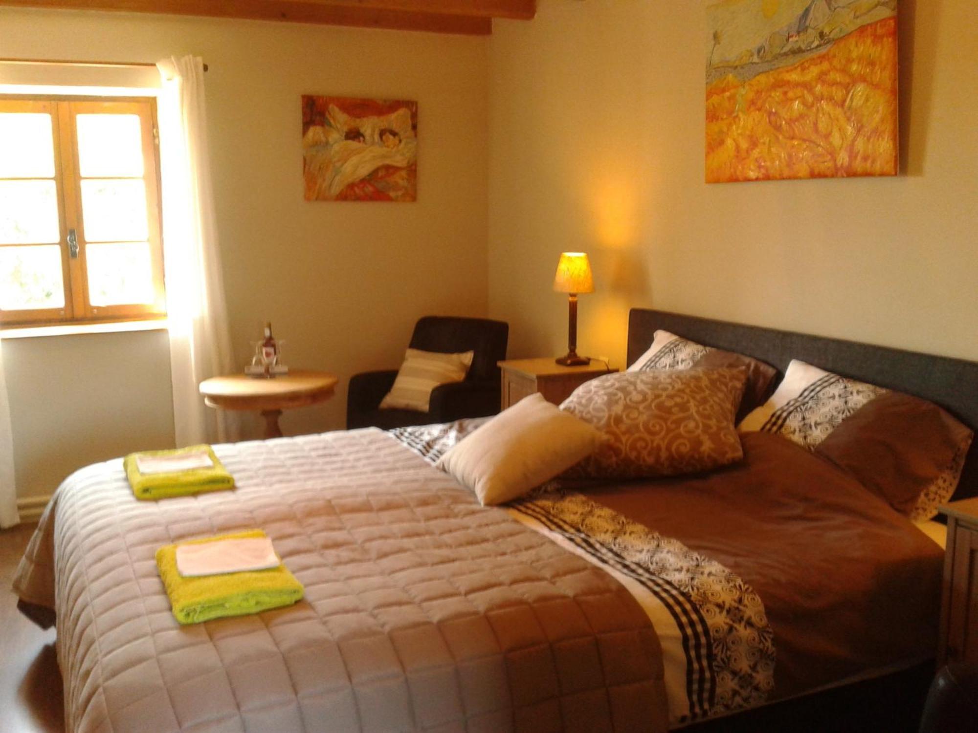 Luxury B&B Maison A Votre Sante, In Bordeaux Wine Region Savignac-de-Duras Номер фото